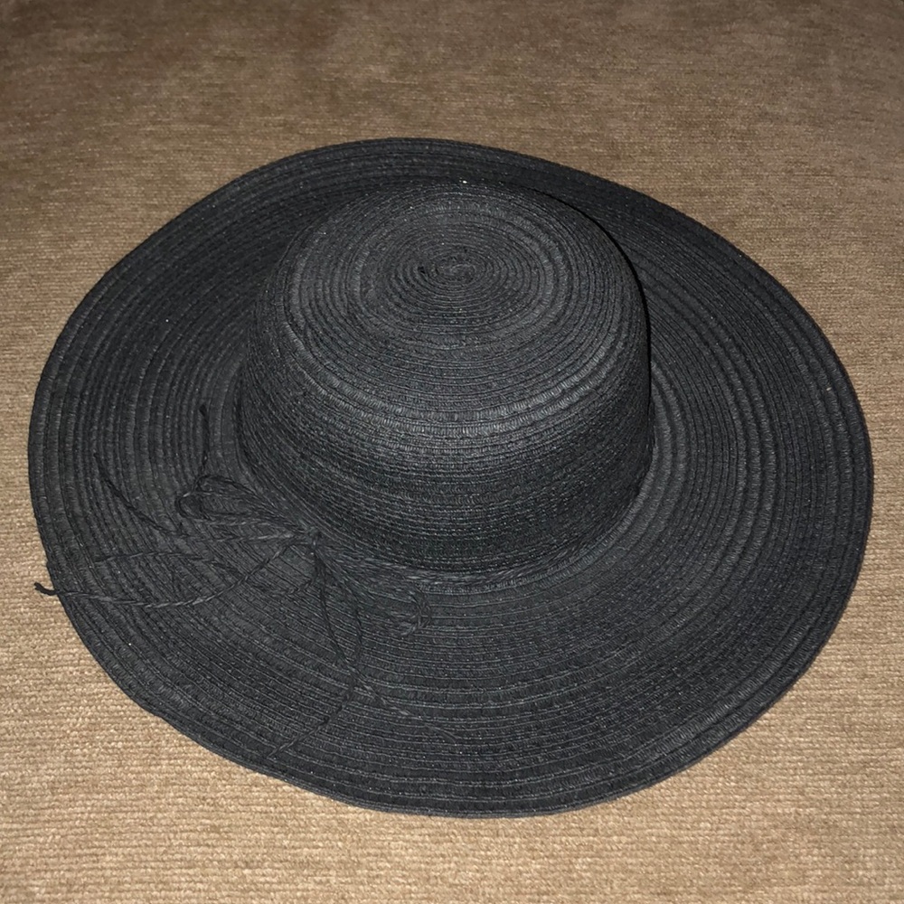 Black tropical Hat